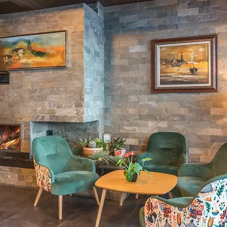 St George & Μπάνσκο