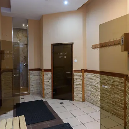 St George & Ξενοδοχείο 4*