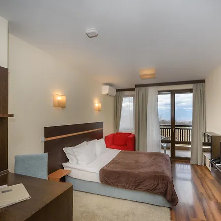 St George & Ξενοδοχείο 4*