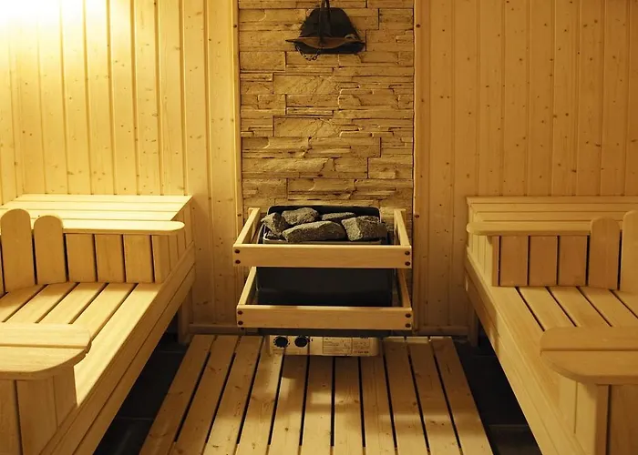 St George & מלון בנסקו