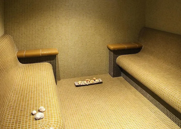 St George & מלון