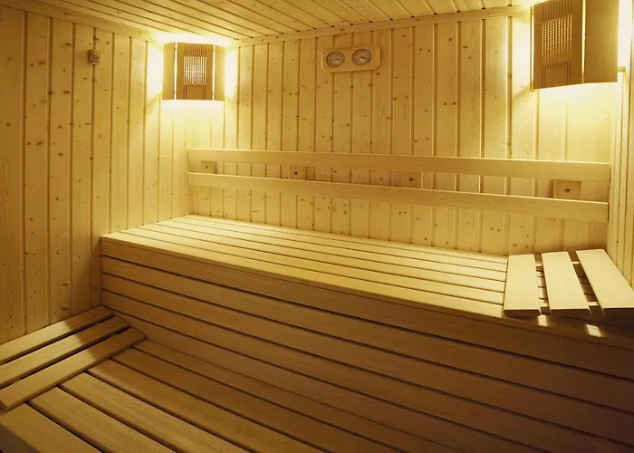 St George & 4* בנסקו